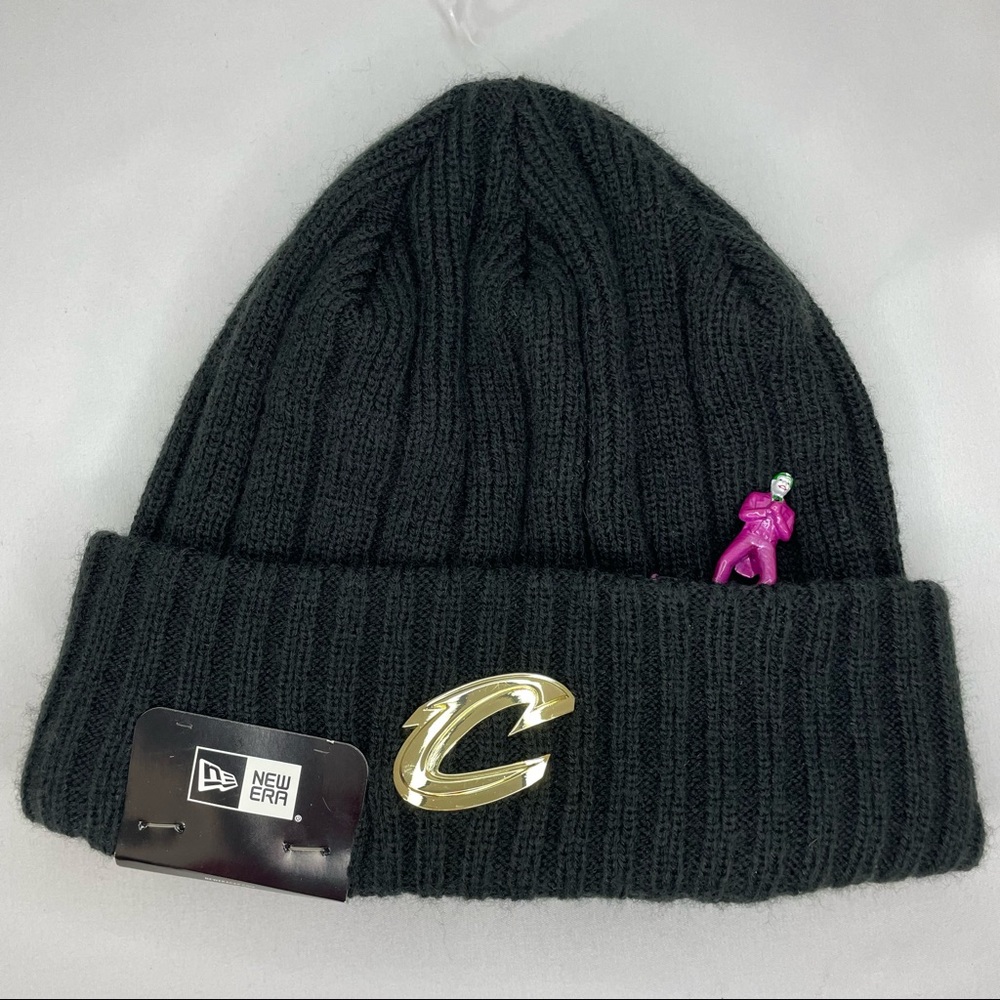 New Era Cleveland Cavaliers ‘Badge Slick’ Knit Beanie